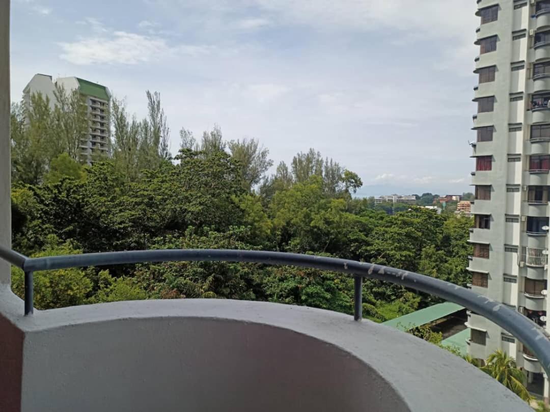 Sakura Apartment Batu Ferringhi