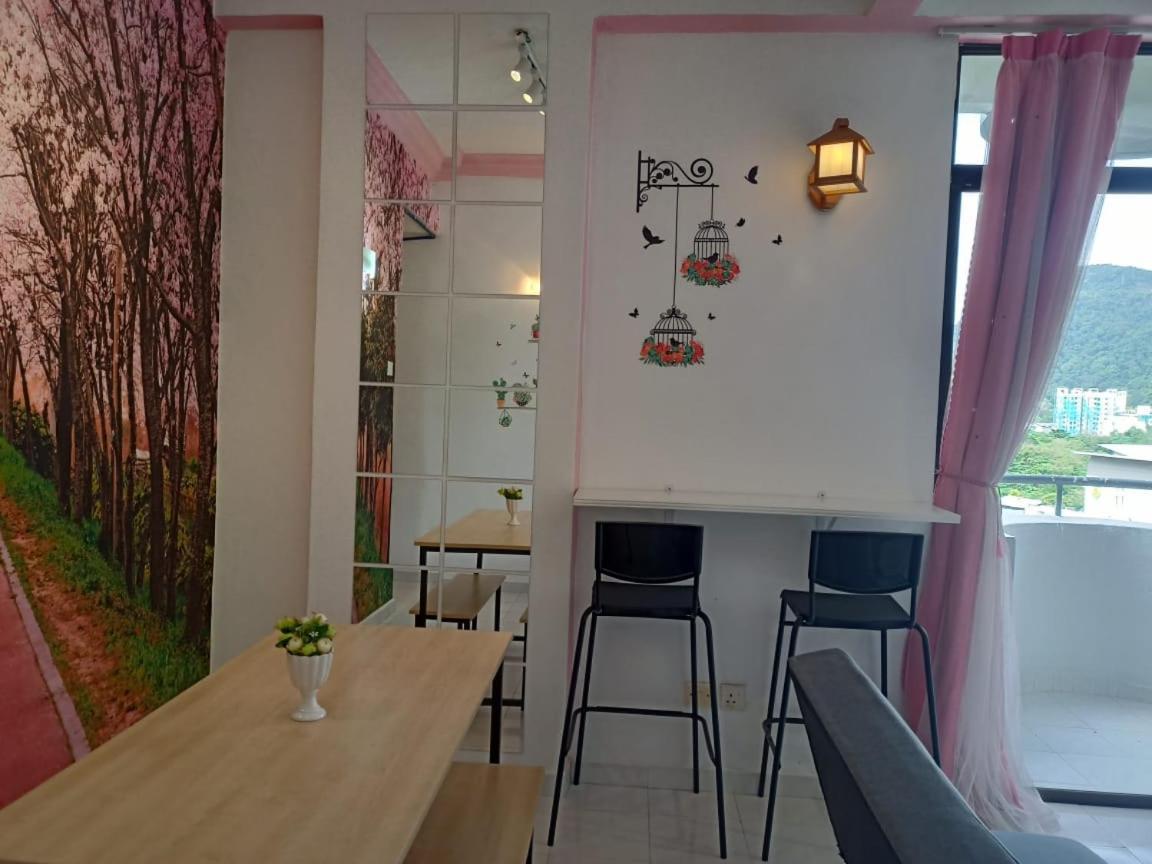 Sakura Apartment *
