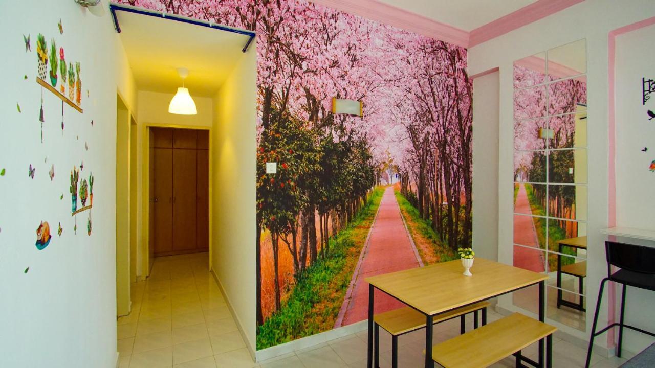 Sakura Apartment *