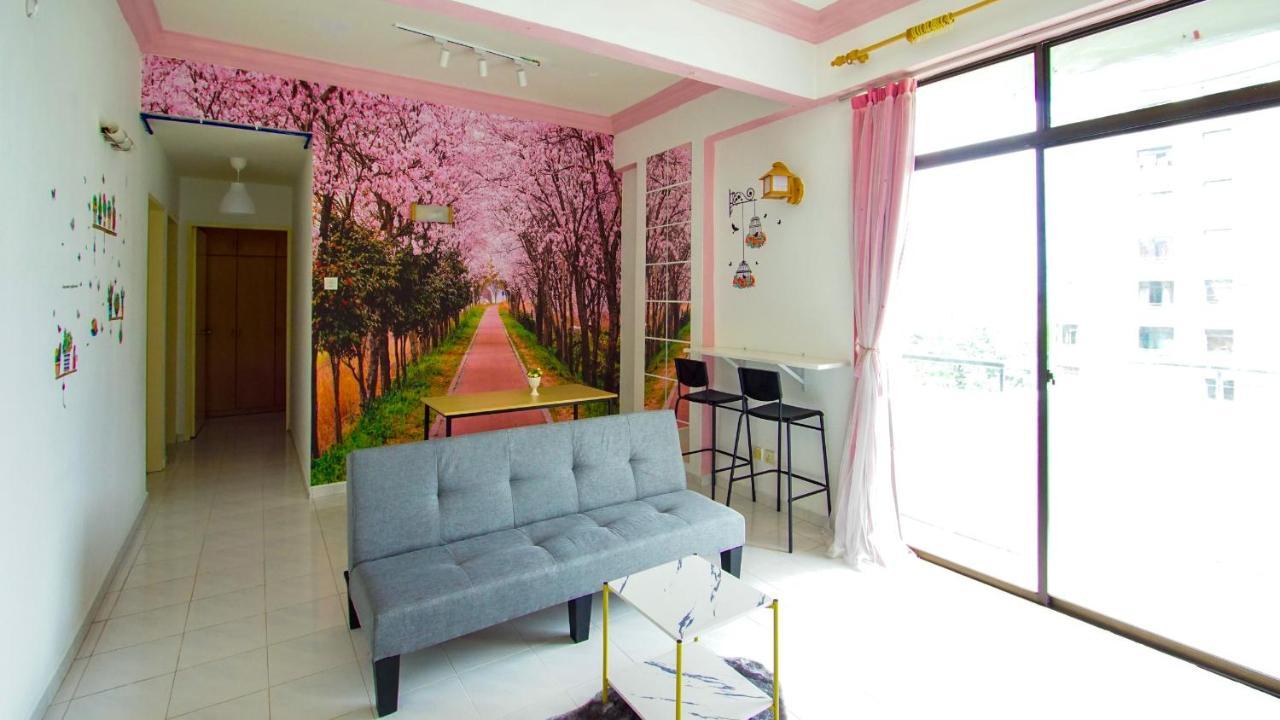 Sakura Apartment Batu Ferringhi