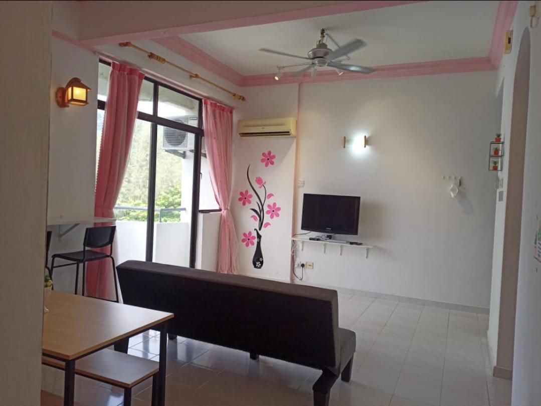 Sakura Apartment *